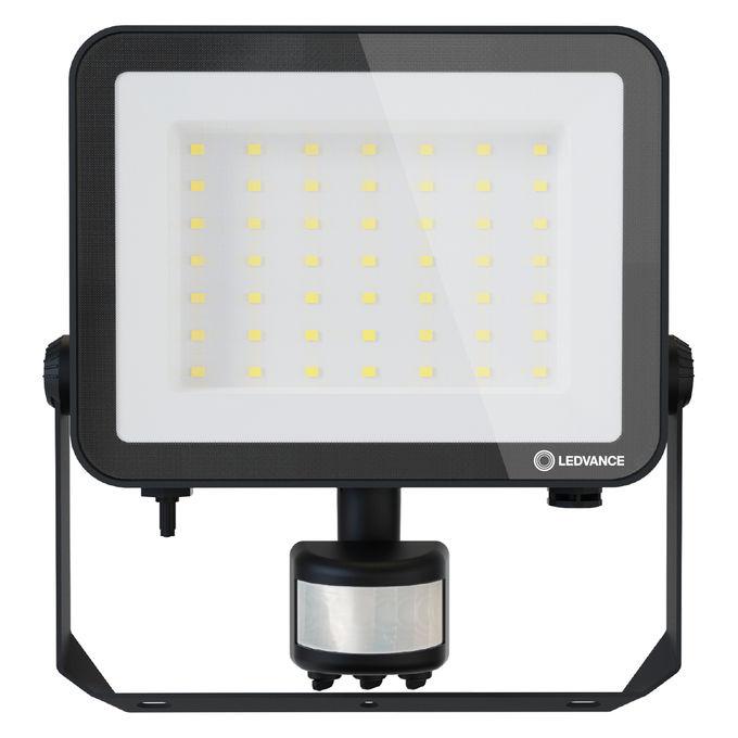 LEDVANCE FLOODLIGHT COMPACT SENSOR VALUE 50W 4750LM 3000K 100° IP65 100-277V 