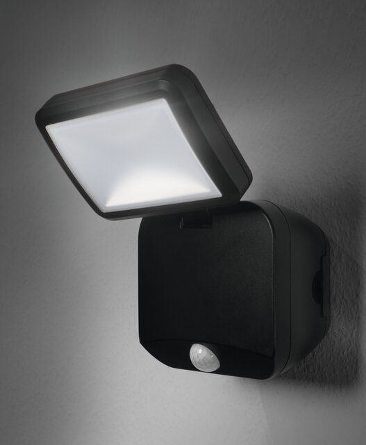 Battery LED Spotlight Single BK