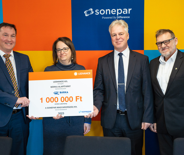 1 millió forintot adományozott a Bárka Alapítványnak a LEDVANCE