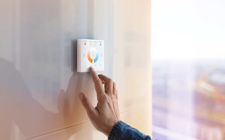 LEDVANCE introduceert vijf nieuwe soorten lichtregelcomponenten die gemakkelijk te installeren zijn en geschikt zijn voor ruimtes tot 200m², met ondersteuning voor maximaal 4x25 armaturen.