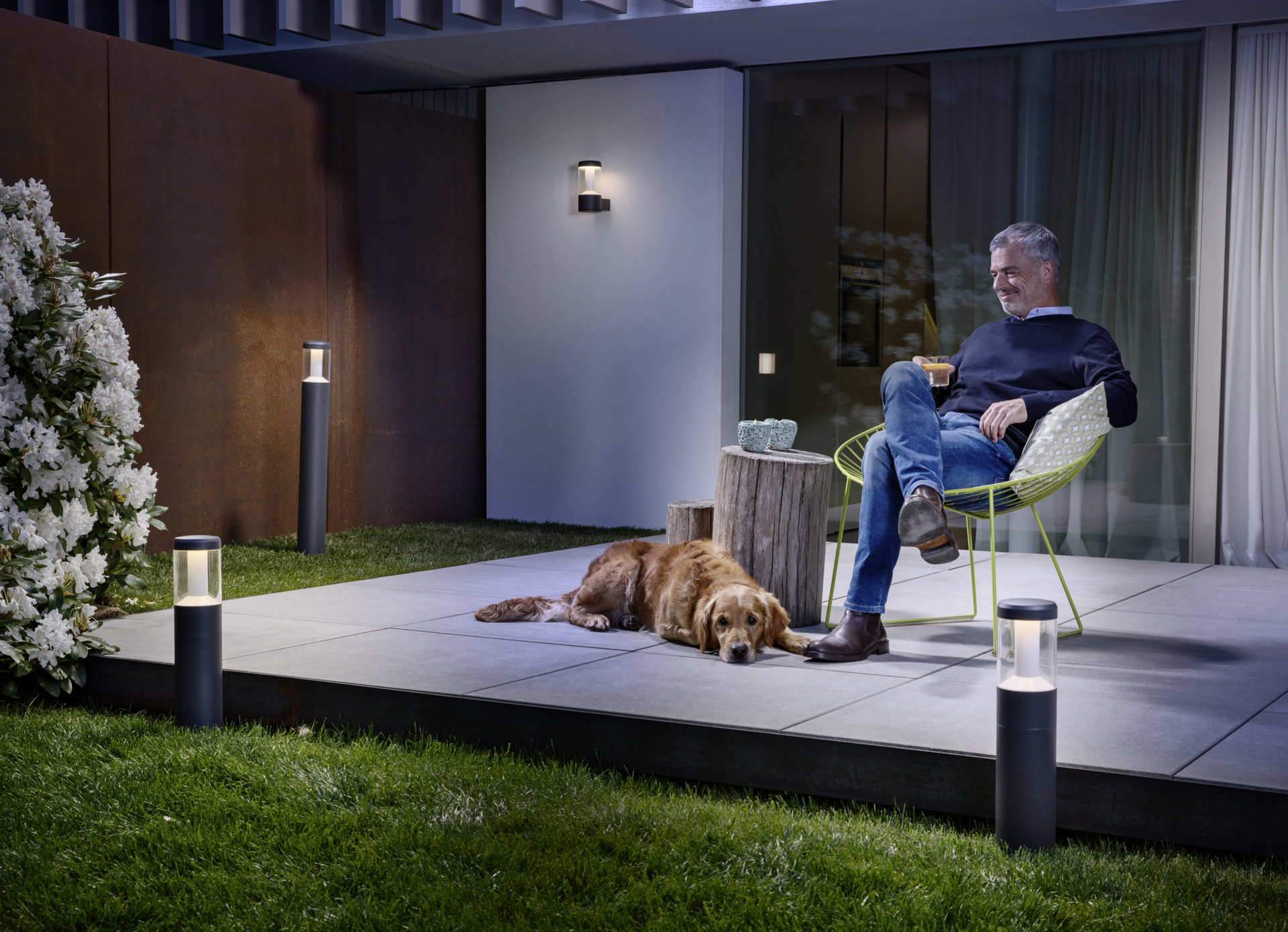 Contemporary outdoor lanterns top