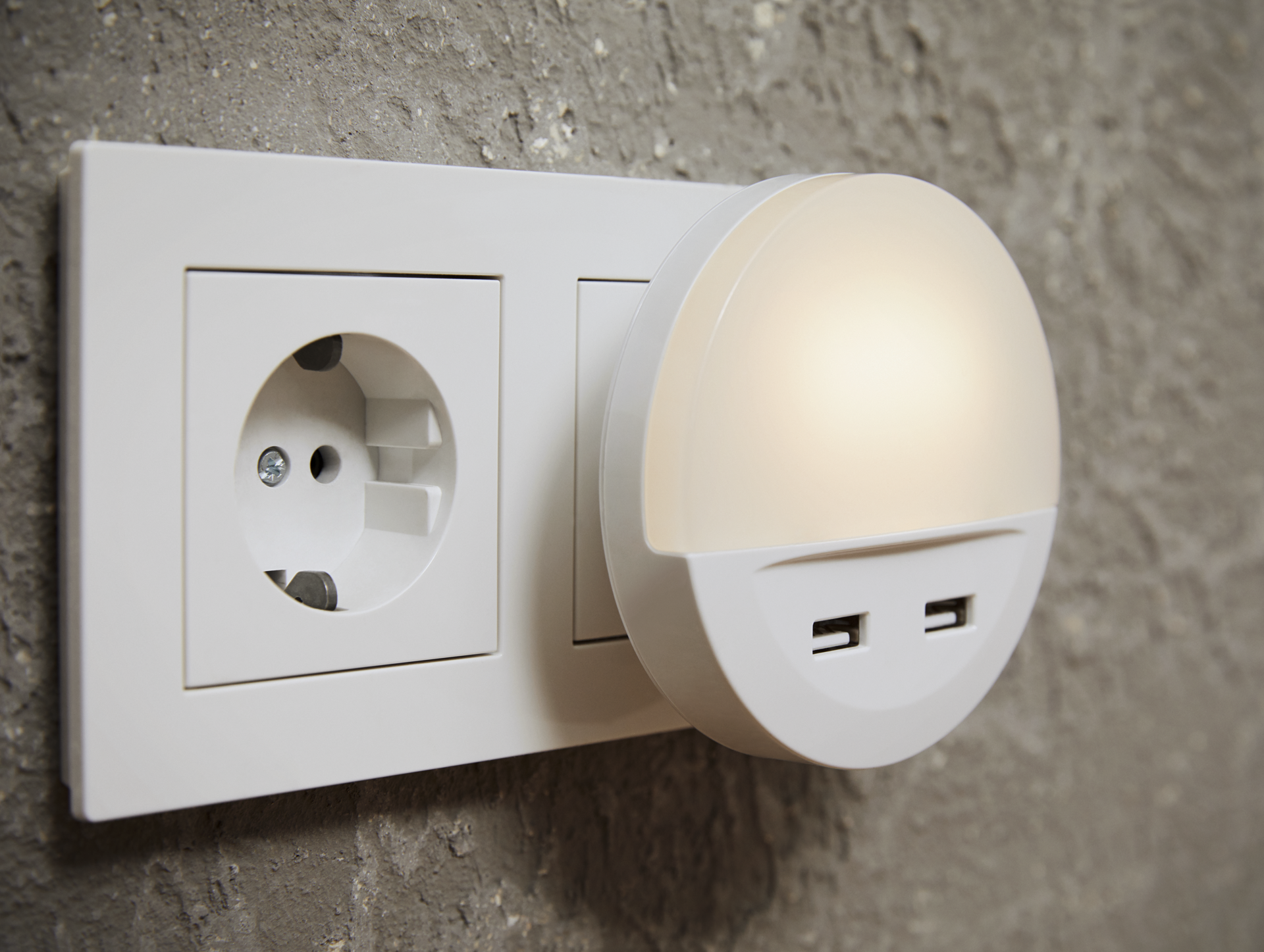 Night shop light socket