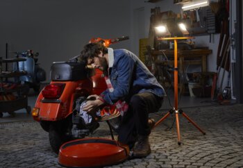 LED Worklight Tripod