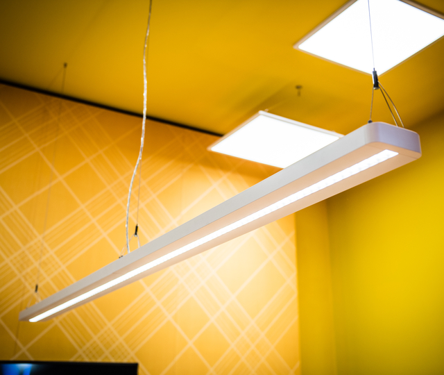 Die IndiviLED Linear in der Büroanwendung