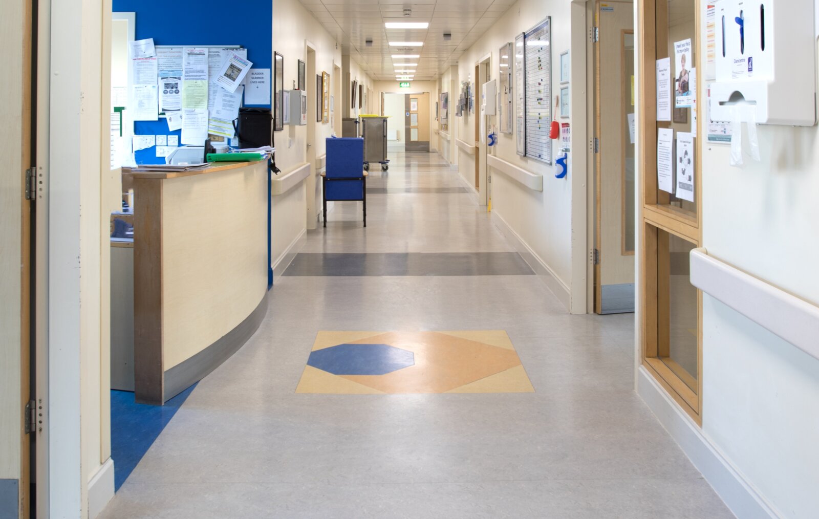 LED lighting in Connolly hospital LEDVANCE