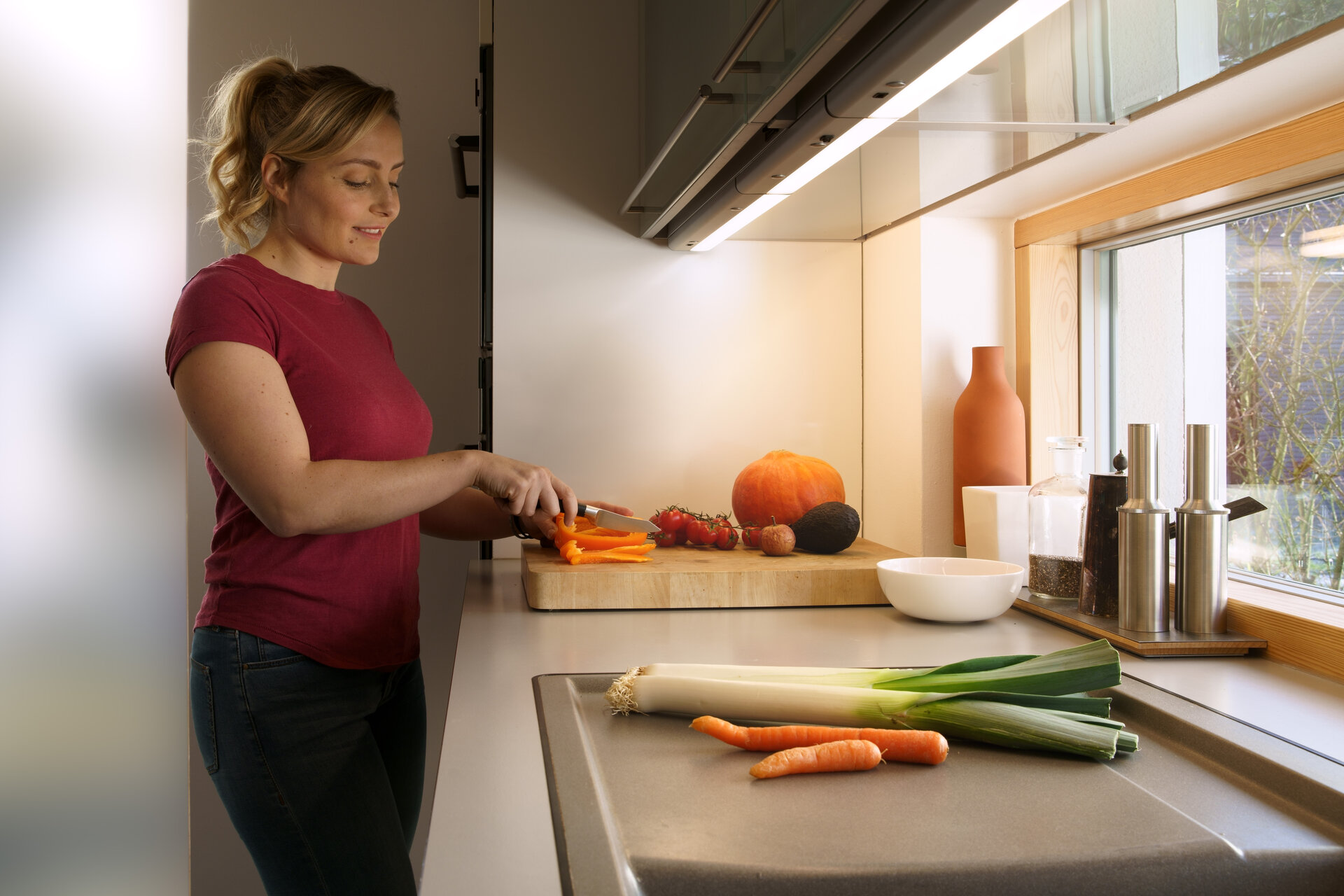 LED kitchen lighting for clever cooking