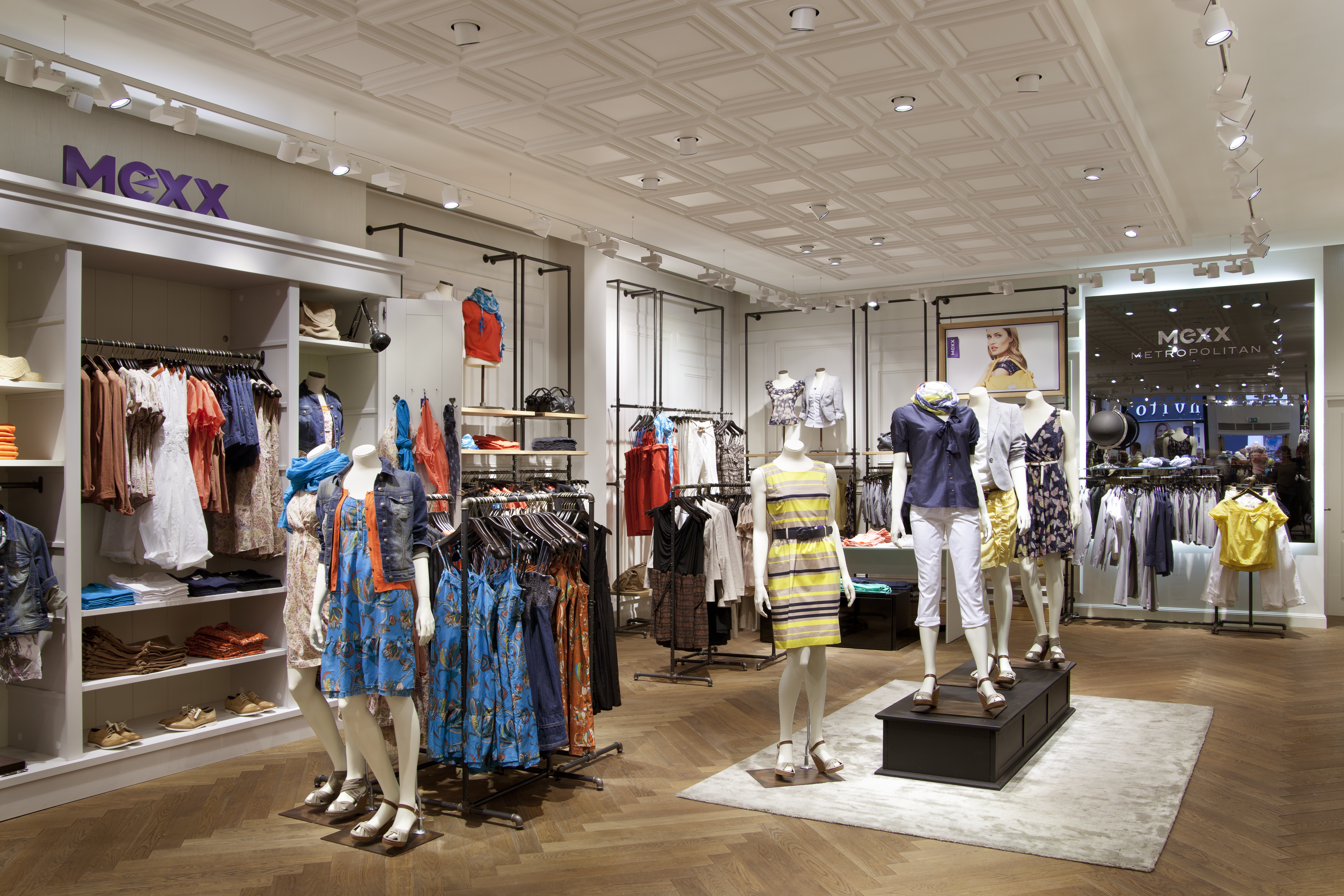 Focus light for cloth shop hotsell