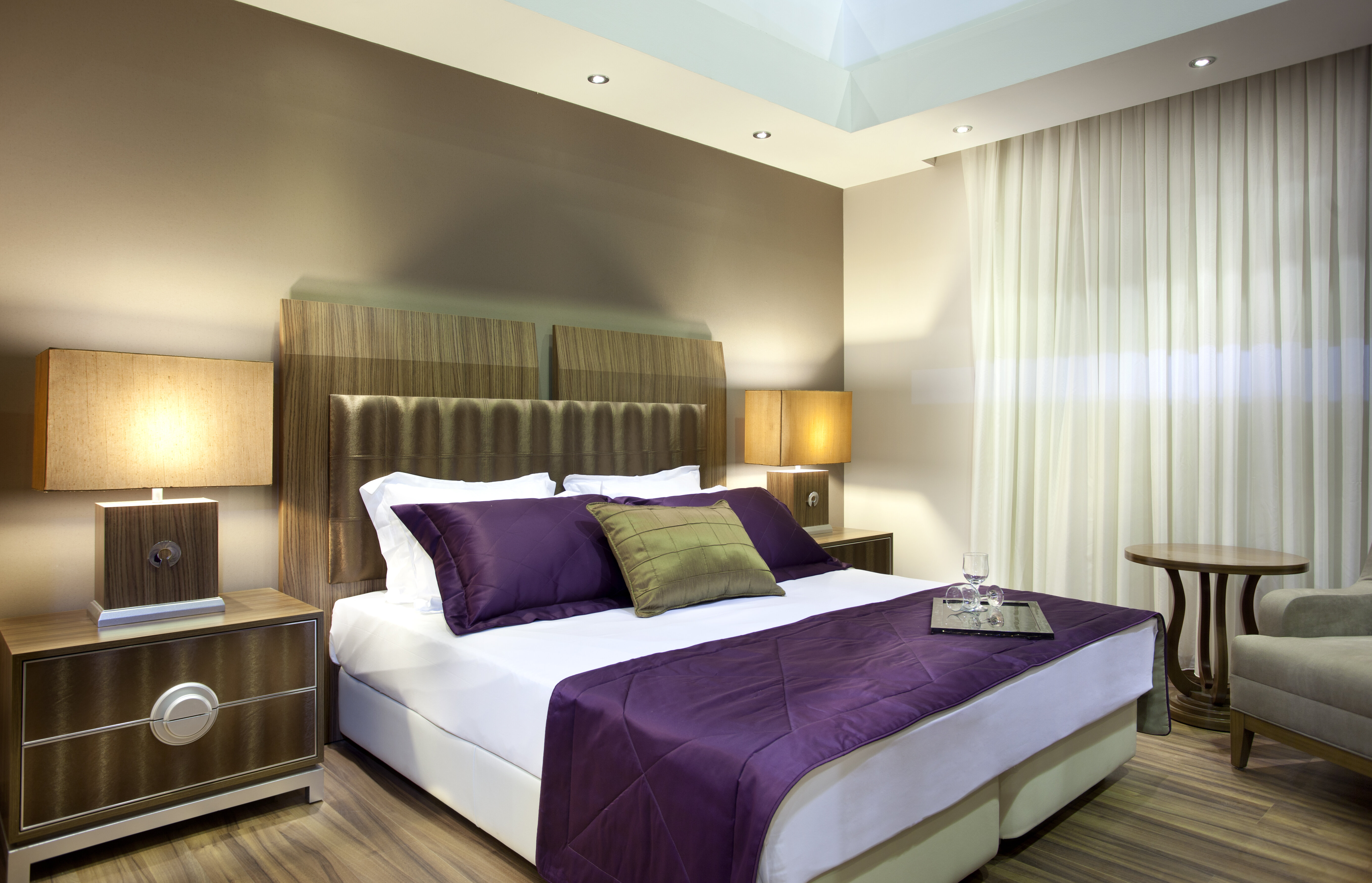 Hotel room lighting deals