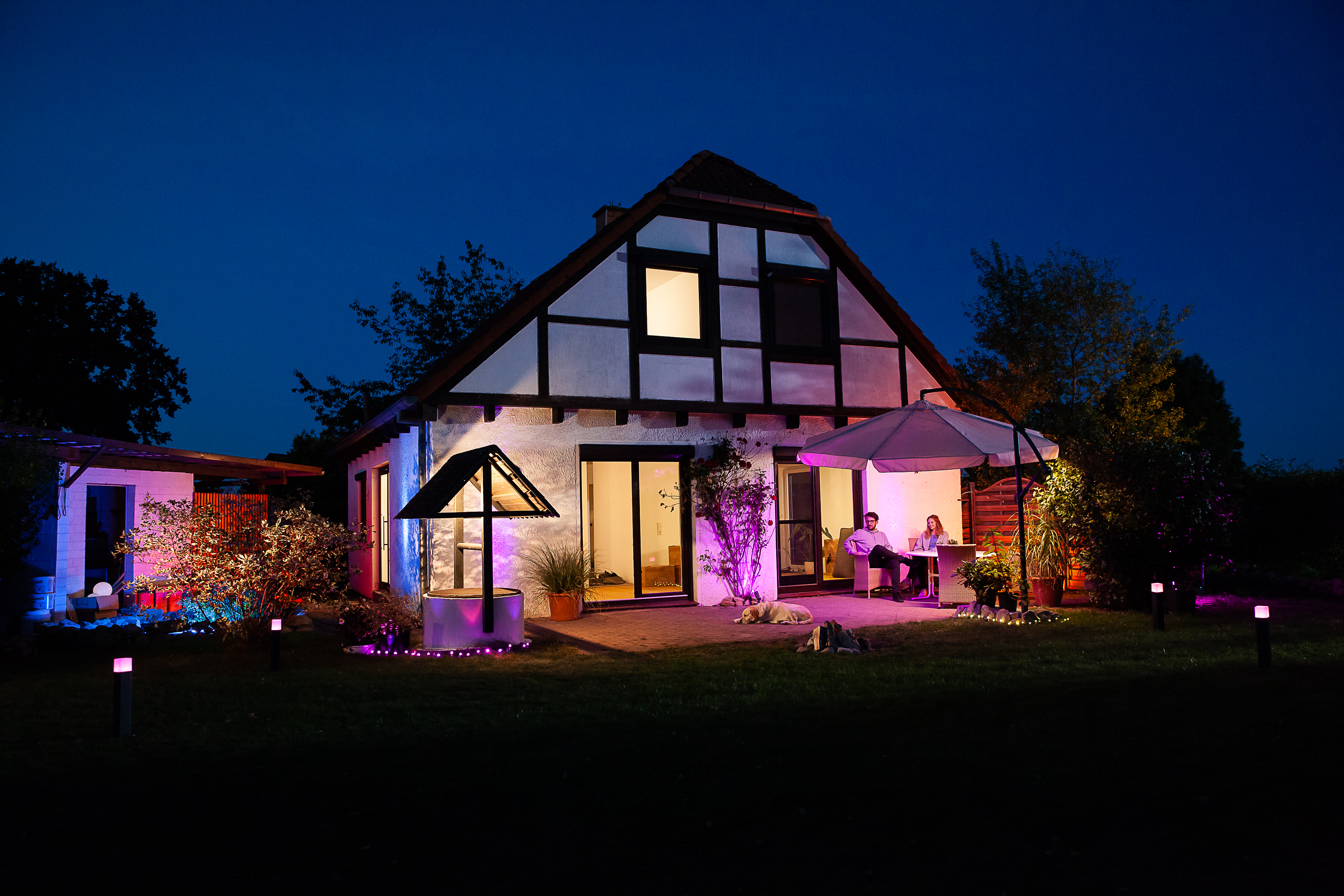 Smart Outd Wifi Cube 50cm Rgbw Dg Smart Wifi Cube 50cm Post Product Benefits Easy And Quick Installation Colorful Garden Lighting With Smart And Intelligent Control Options Combines The Functionality Of General Lighting And Mood Lighting View